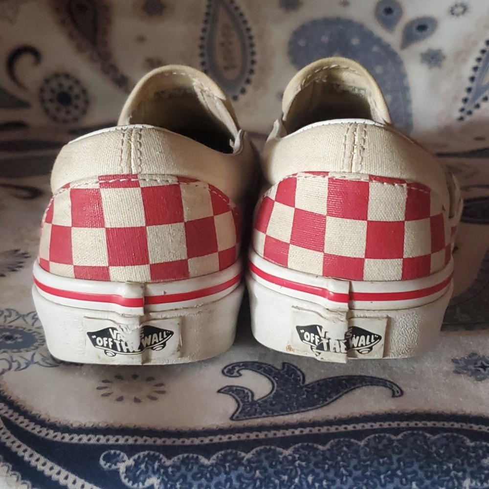 VANS - Picture 4 of 8